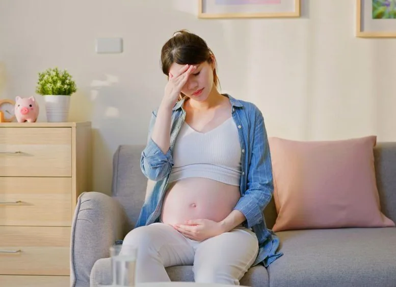 Mẹ sau sinh bị suy giảm trí nhớ, đừng chủ quan với "não cá vàng"